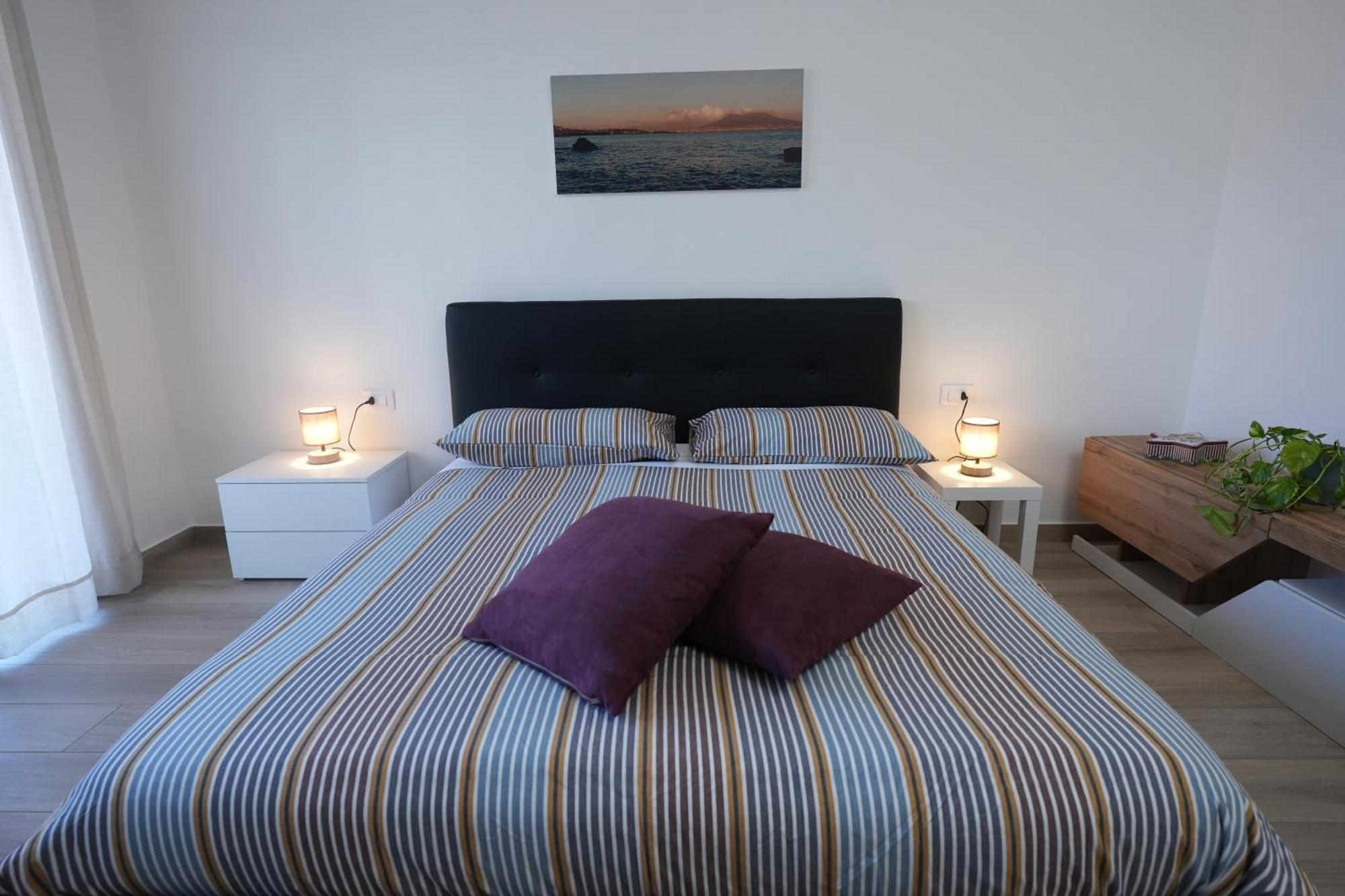Panorama Vesuvius Affittacamere Guesthouse With Lift Near To Subway In Napoli Center Luaran gambar